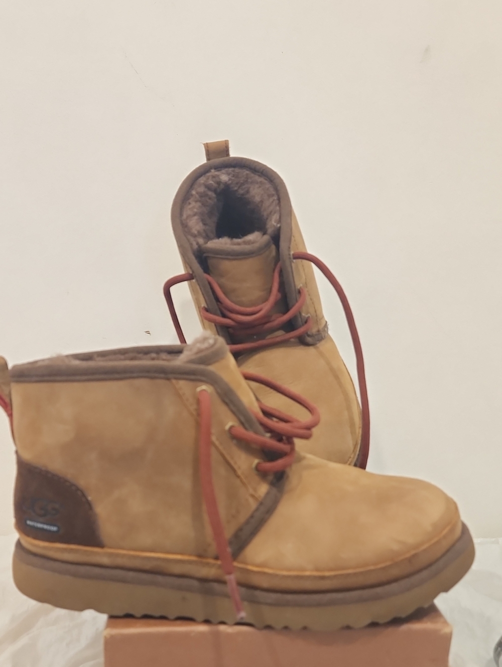 UGG Kids Chestnut Brown Waterproof Lace-Up Boots with Red Laces -4